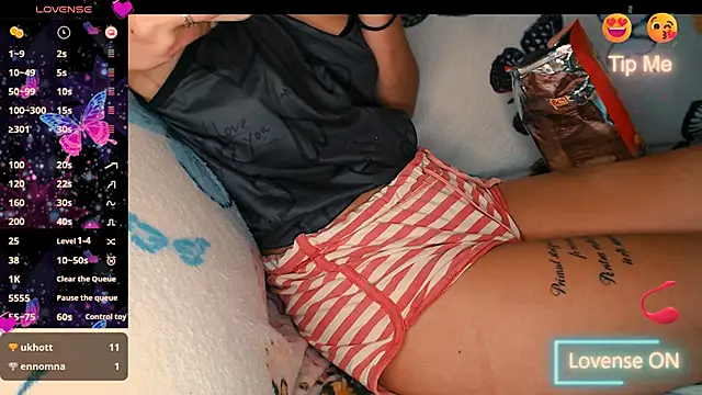 Perversdemlni online show from November 2025 12:29:02 PM