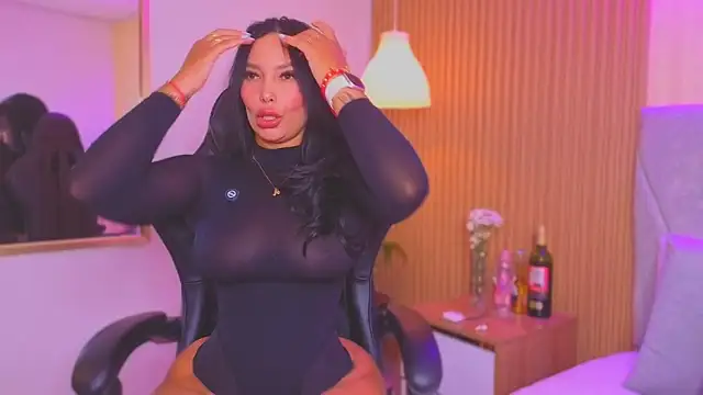 Dakota diaz  online show from March 2026 07:52:01 PM