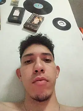 Snapshot of Dilan_blakc_ chatting on November 2025 12:11:02 AM Dilan blakc online show from November 2025 12:11:02 AM