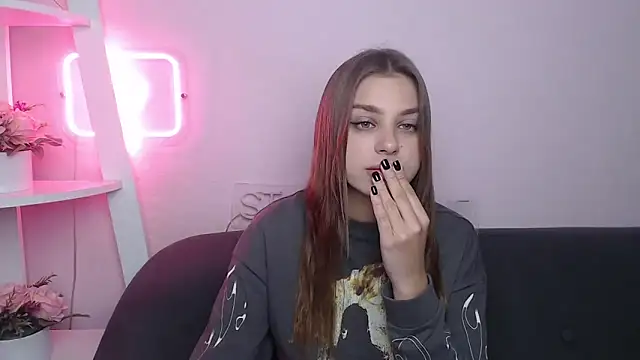 MilanaAngelAs online show from October 2025 07:44:02 PM