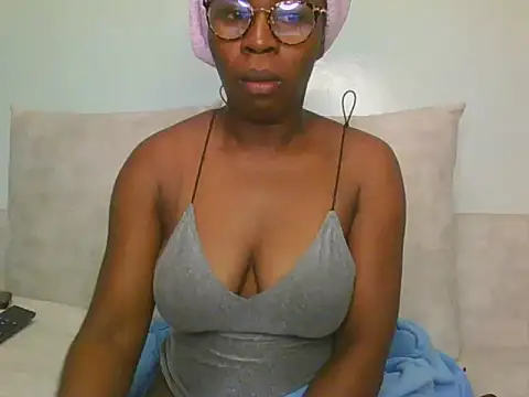 lisaa544 online show from July 2026 04:06:02 AM