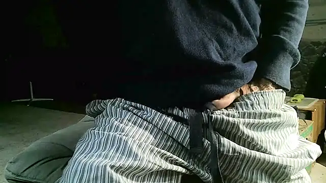 Snapshot of ewuich1 chatting on March 2026 08:14:01 PM ewuich1 online show from March 2026 08:14:01 PM