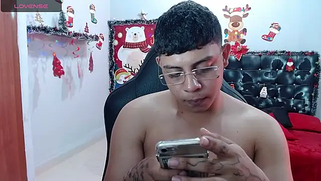 Wiiliam 20 online show from December 2024 06:55:02 PM