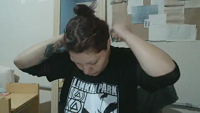 bbyedarling online show from October 2025 12:22:01 AM