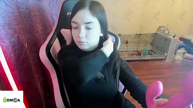 Crazy forest fairy online show from April 2026 09:59:02 PM