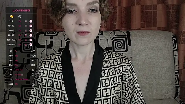 Snapshot of TinaWince chatting on July 2026 05:02:02 AM TinaWince online show from July 2026 05:02:02 AM