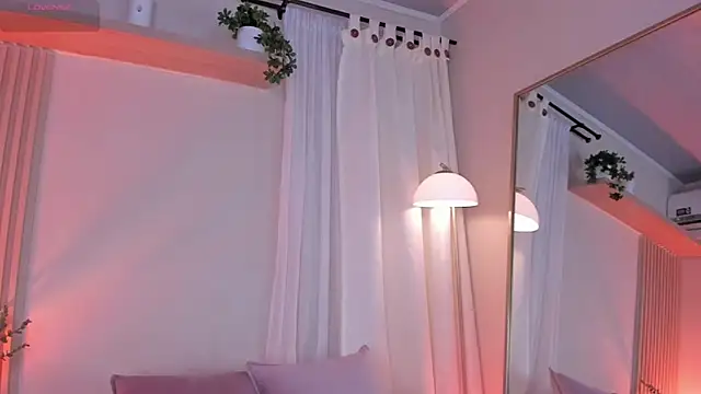 mara brooks online show from March 2026 08:48:01 PM