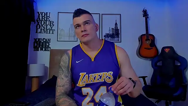 seancarreraa online show from February 2026 12:15:01 AM