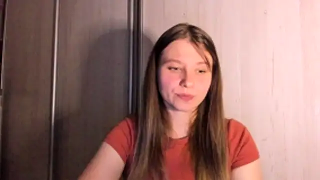 Snapshot of zarabloempje chatting on March 2026 04:22:02 PM zarabloempje online show from March 2026 04:22:02 PM