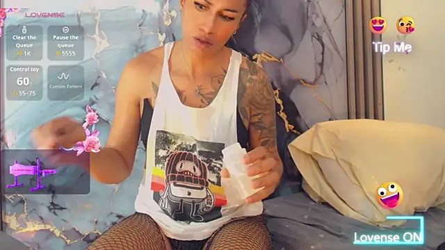 khiara moretti online show from April 2026 11:43:01 AM