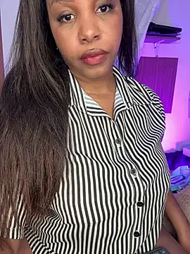 kitty  blackgl online show from April 2026 11:11:01 AM