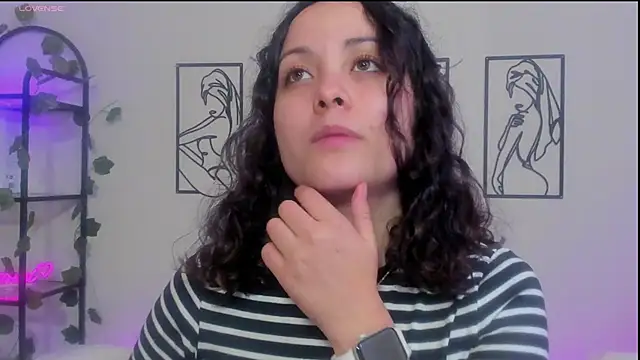 Megan Rodrigo online show from March 2025 06:56:01 PM