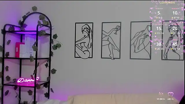 Megan Rodrigo online show from March 2025 07:04:02 PM