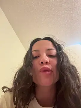 Megan Rodrigo online show from March 2026 12:49:01 PM