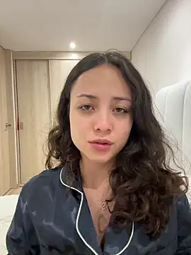 Megan Rodrigo online show from June 2026 05:35:01 AM
