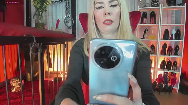 MistressAndre online show from March 2026 08:15:02 PM