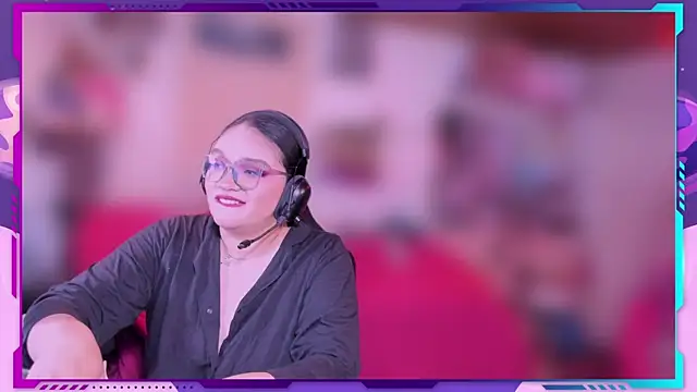 Snapshot of MegariaB chatting on May 2026 04:40:01 AM MegariaB online show from May 2026 04:40:01 AM