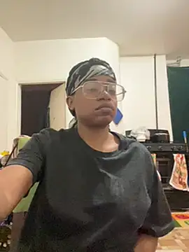 MommyConfident online show from January 2025 10:49:02 AM