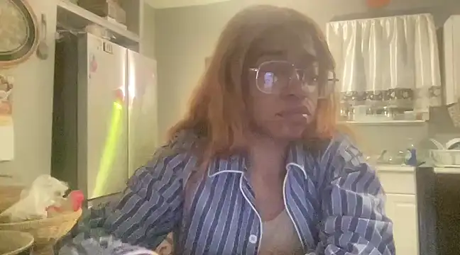 MommyConfident online show from January 2025 01:58:02 AM