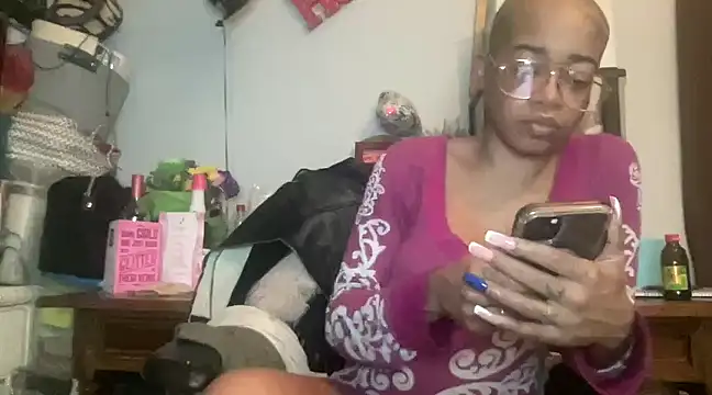 MommyConfident online show from February 2025 04:42:02 AM