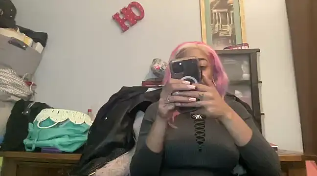 MommyConfident online show from March 2025 06:19:02 AM