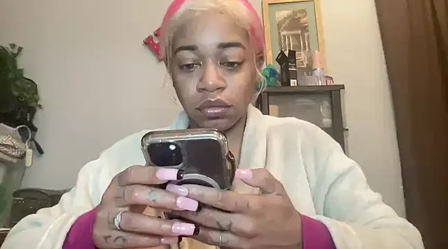 MommyConfident online show from March 2025 12:47:01 AM