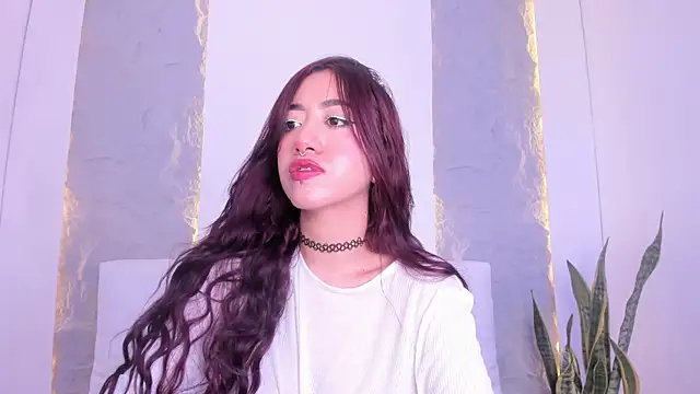 Snapshot of celeste_wayne chatting on April 2026 05:59:02 PM celeste wayne online show from April 2026 05:59:02 PM