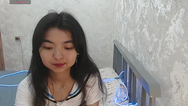 Snapshot of Shy_Kira chatting on July 2026 08:49:02 AM Shy Kira online show from July 2026 08:49:02 AM