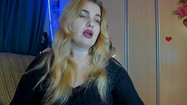 CoraSwon online show from March 2026 02:17:01 PM