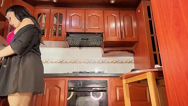 AmberNix online show from April 2026 02:36:02 PM