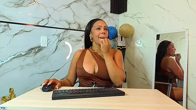 AmberNix online show from June 2026 02:04:02 PM