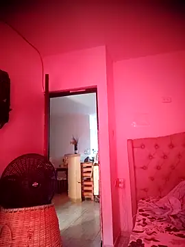 SaucyAffair0 online show from March 2026 02:10:01 PM