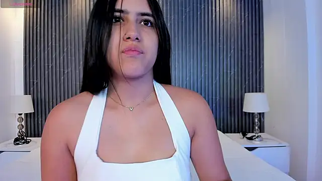 Snapshot of paulina_sweett_ chatting on June 2026 11:56:02 AM paulina sweett online show from June 2026 11:56:02 AM