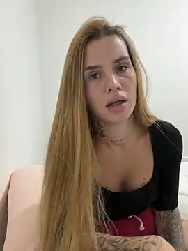 EmiliaCatalina online show from September 2025 12:04:01 AM