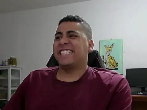 Snapshot of ElferXXX chatting on February 2026 11:43:01 PM ElferXXX online show from February 2026 11:43:01 PM