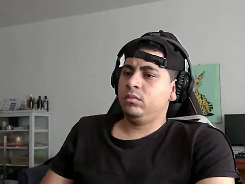 Snapshot of ElferXXX chatting on February 2026 08:18:01 PM ElferXXX online show from February 2026 08:18:01 PM