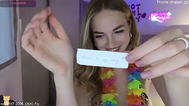 Snapshot of Miss_Aliannaa chatting on May 2026 05:21:02 PM Miss Aliannaa online show from May 2026 05:21:02 PM