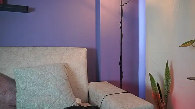 Snapshot of roselinedior chatting on July 2026 02:20:01 PM roselinedior online show from July 2026 02:20:01 PM