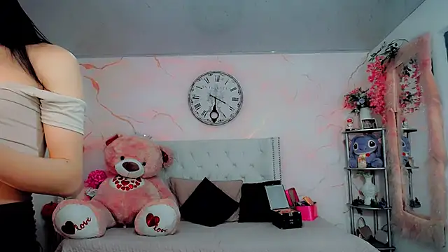 maria camilacms online show from February 2026 06:06:01 PM