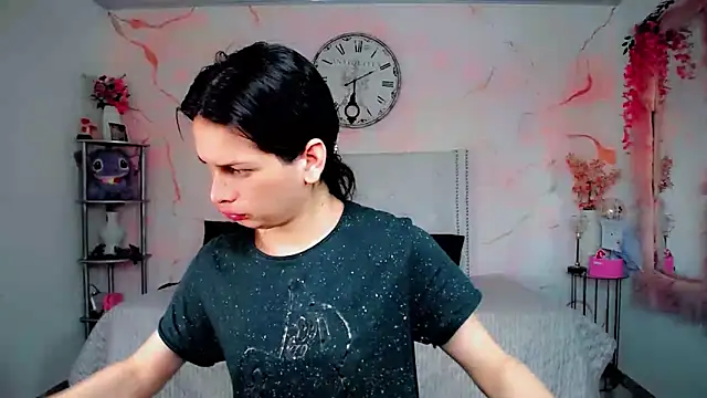 maria camilacms online show from April 2026 06:16:01 PM