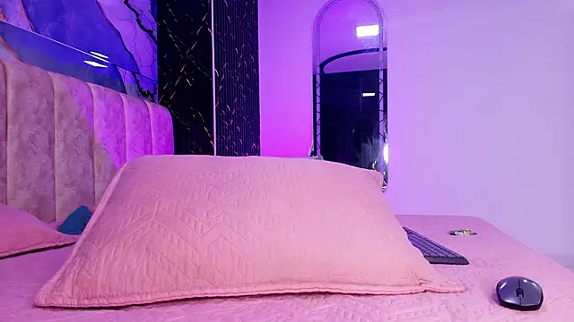 arl chloee online show from March 2026 03:03:02 AM