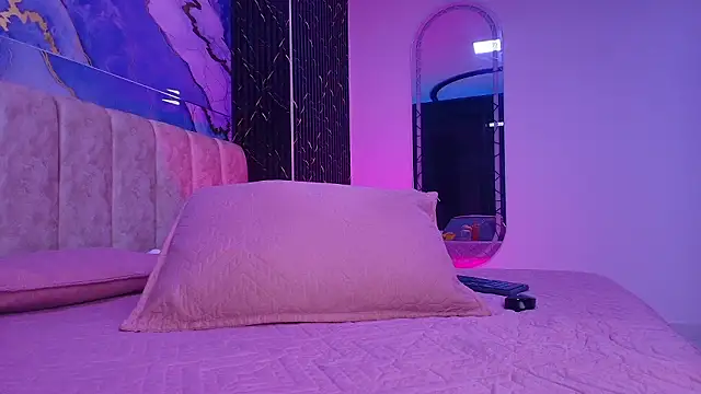 arl chloee online show from March 2026 03:01:02 AM