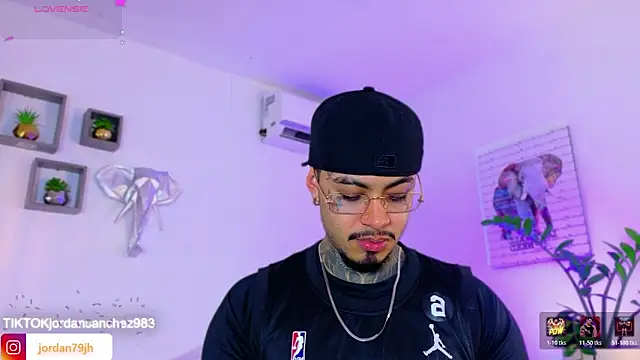 JordanSmiith  online show from March 2026 08:54:01 PM