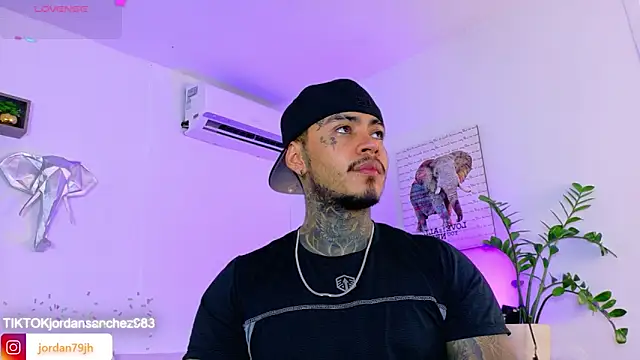 JordanSmiith  online show from April 2026 08:43:01 PM