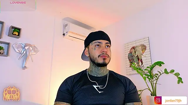 JordanSmiith  online show from July 2026 09:19:02 PM