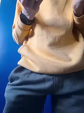 FreezingTie850 online show from March 2026 04:57:02 PM