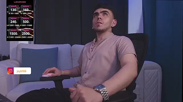 Snapshot of Jey_keler1 chatting on February 2026 04:02:01 AM Jey keler1 online show from February 2026 04:02:01 AM