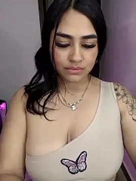 Snapshot of Charlotte_cutee18 chatting on October 2025 12:04:01 AM Charlotte cutee18 online show from October 2025 12:04:01 AM