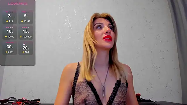 Snapshot of RileyLanna chatting on January 2026 03:33:01 AM RileyLanna online show from January 2026 03:33:01 AM