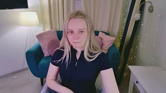 Beatrica Klein online show from May 2026 12:34:02 PM